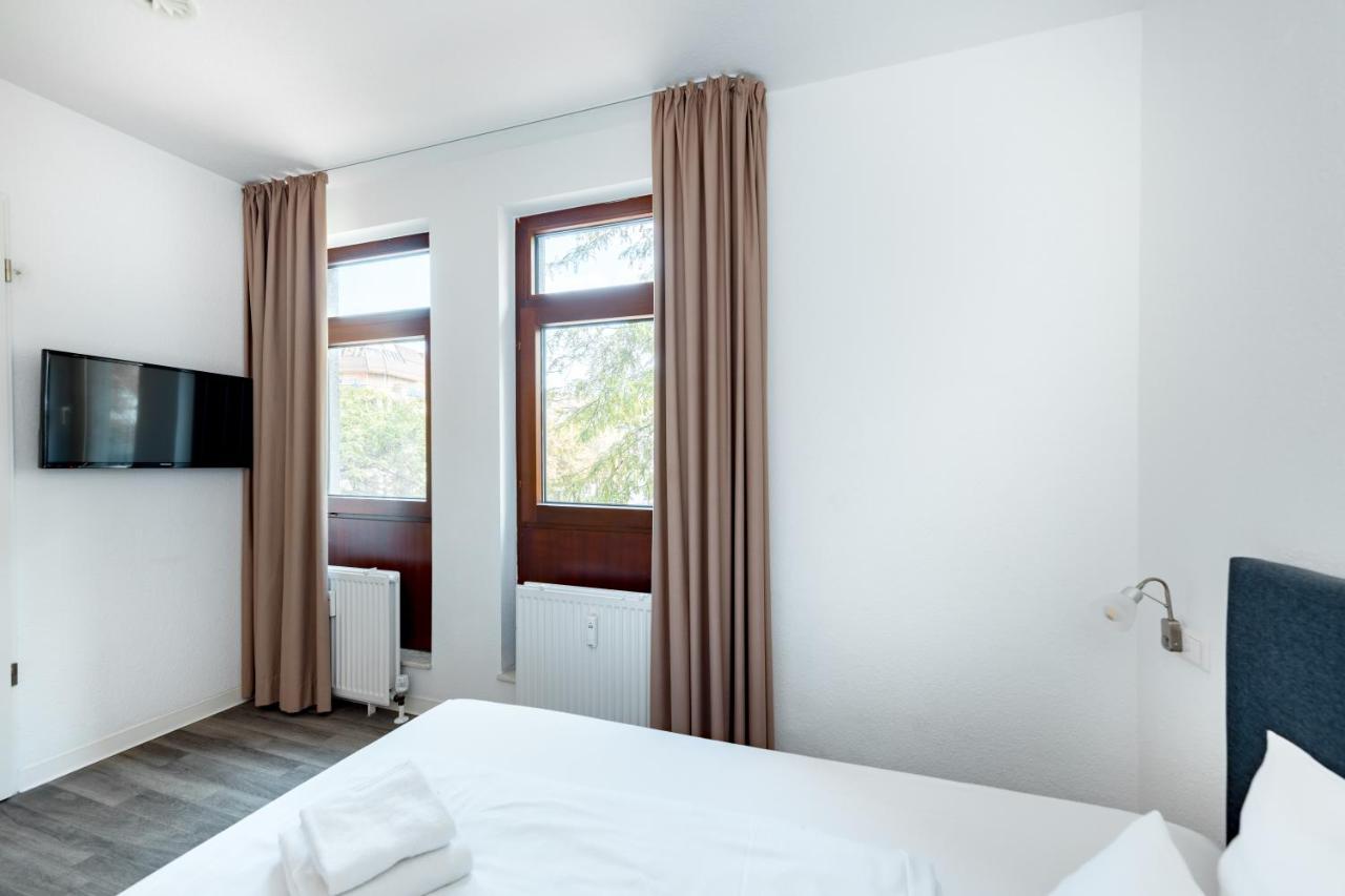 Hotel Garni am Olgaeck Stuttgart Exterior foto